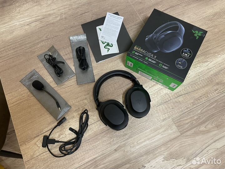 Беспроводные игровые наушники Razer Barracuda X