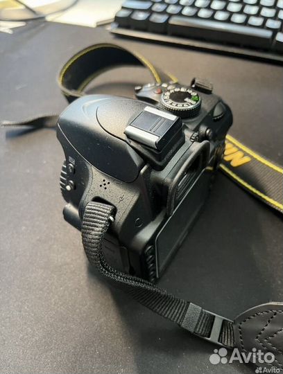 Зеркальный фотоаппарат Nikon d3200