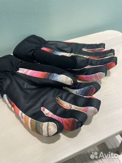 Перчатки billabong S