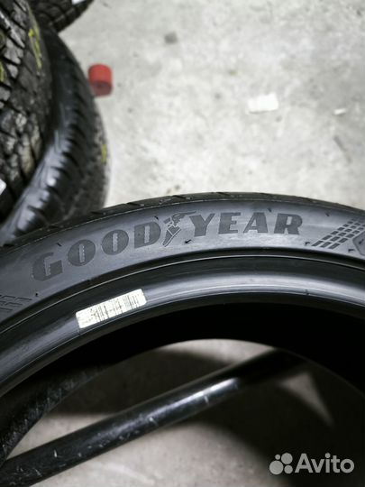 Goodyear Eagle F1 Asymmetric 5 225/40 R19 93Y