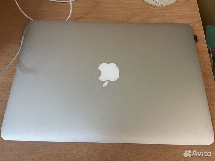 Macbook air 13 inch, mid 2011