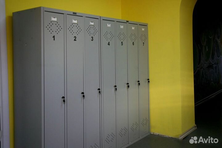 Шкаф металлический