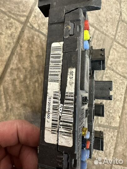 Peugeot 407 блок предохранителей