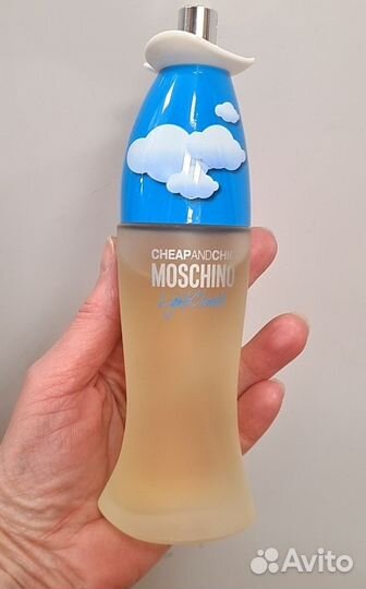 Туалетная вода женская Moschino Light Clouds