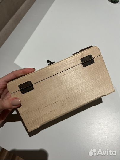 Шкатулка деревянная