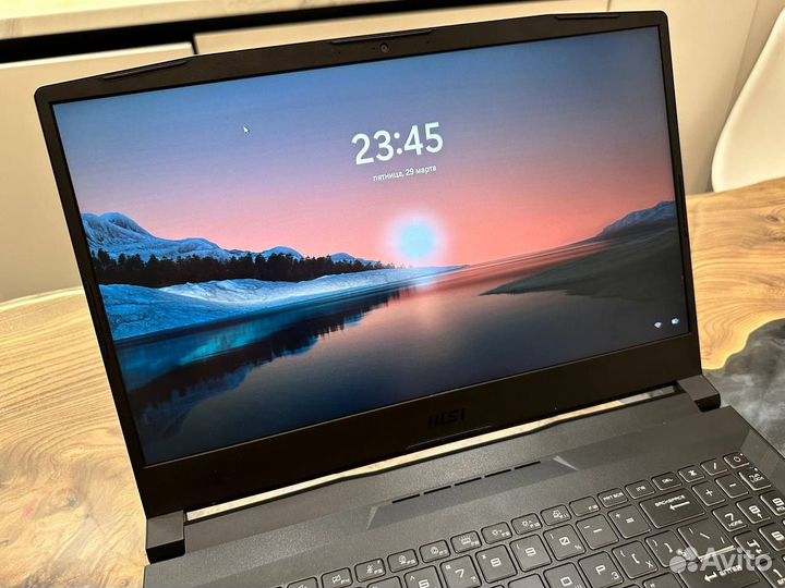 Ноутбук MSI alpha 15 B5EEK 15,6’
