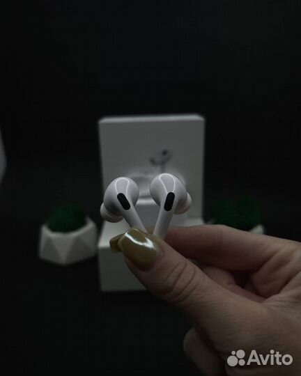 AirPods Pro 2 с шумоподавлением + чехол