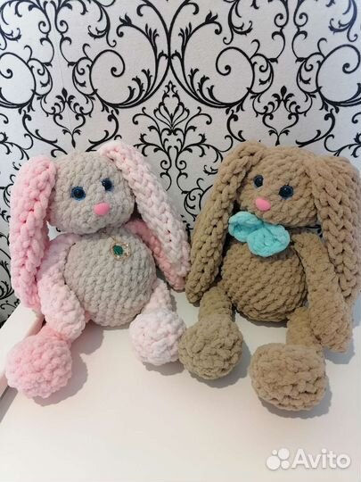 Зайка из плюшевой пряжи