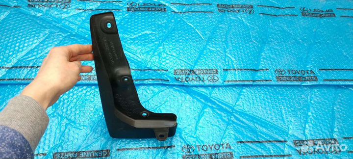 Брызговик Рав 4 -4 передний левый Оригинал 13-15