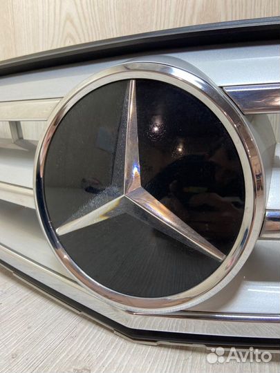 Решетка радиатора Mercedes Benz C180 W204 M271.820