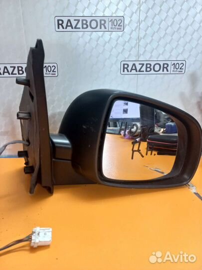 Зеркало правое Nissan Note E11