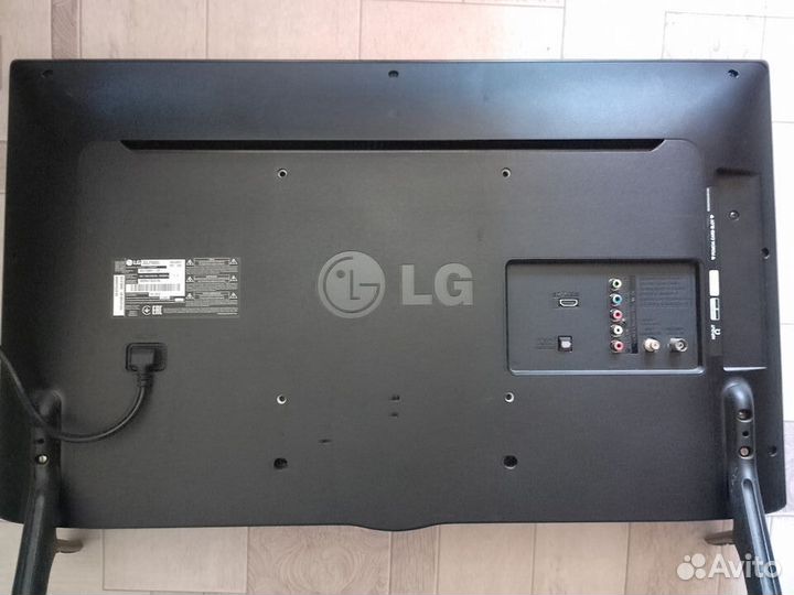 Телевизор 32LF560V-ZB