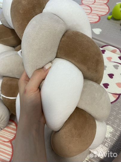 Бортик коса в детскую кроватку