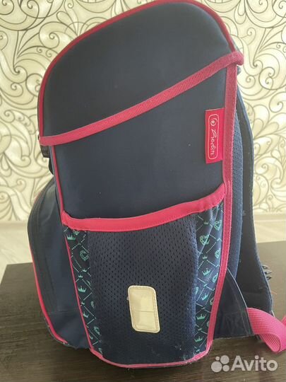 Рюкзак школьный