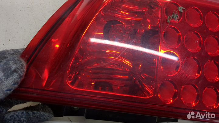 Фонарь (задний) правый Infiniti QX56