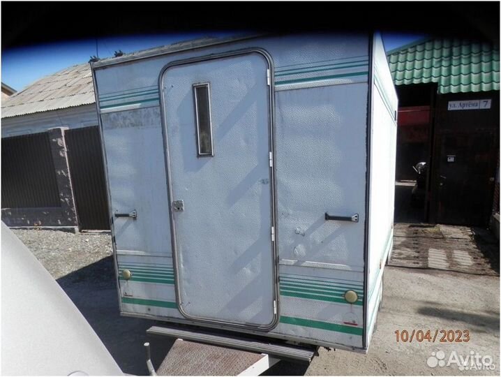 Прицеп жилой