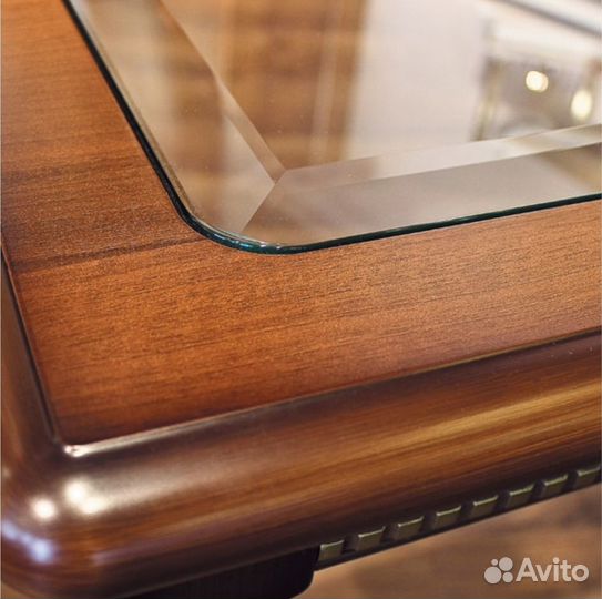 Стол журнальный со стеклом Джоконда орех