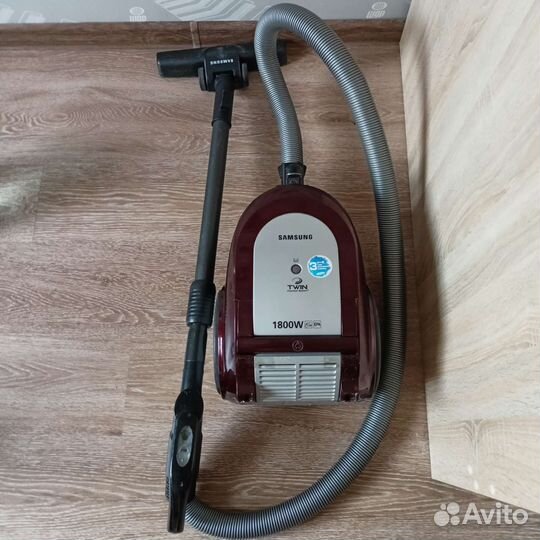 Пылесос Samsung 1800w