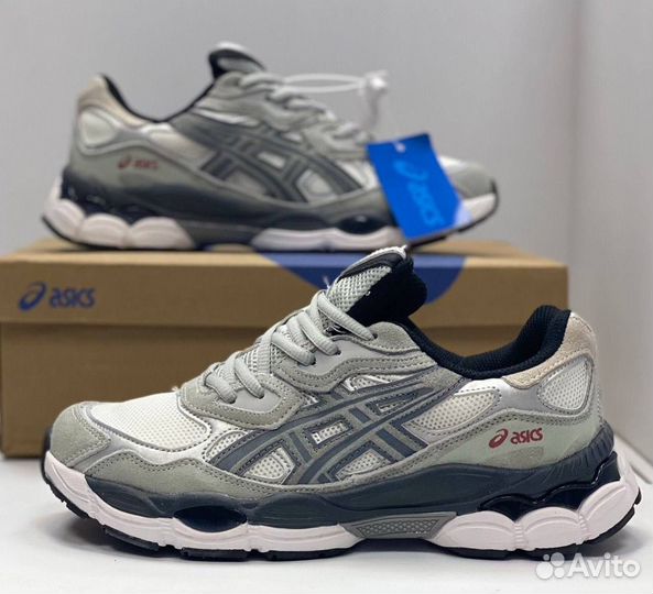 Кроссовки asics
