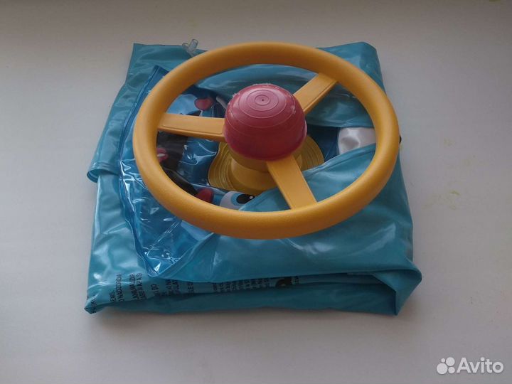 Детский надувной круг - машинка