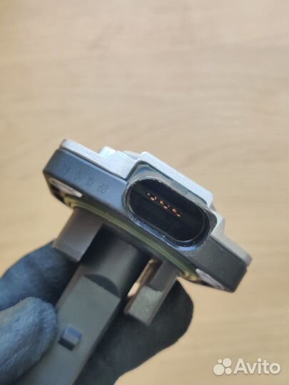 Датчик уровня масла для Volkswagen Passat