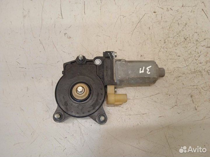 Моторчик стеклоподъемника задний правый Kia Rio 2