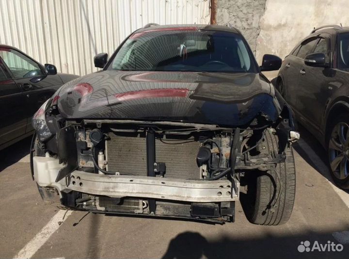 Крыло, Infiniti QX50