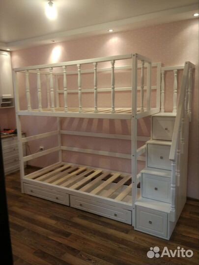 Кровать двухьярусная детская на заказ