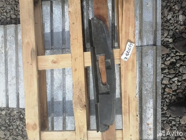 Накладка на решетку радиатора GMC 4.3 AT SL/SLE 01