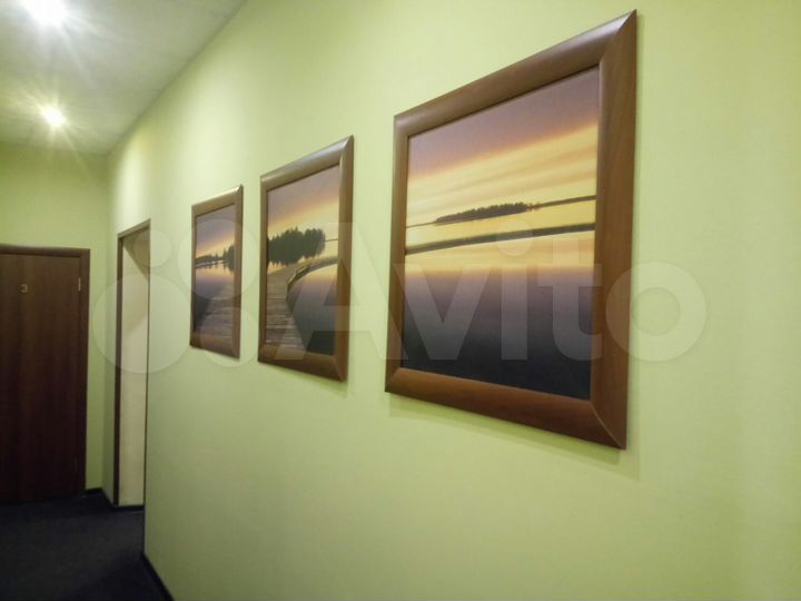 4-к. квартира, 130 м², 1/5 эт.