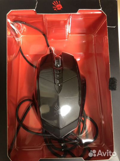 Игровая клавиатура и мышь