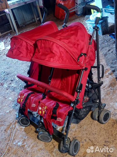Коляска для двойни