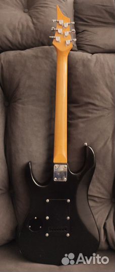 Электрогитара