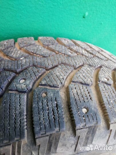 Bridgestone Blizzak Spike-01 225/65 R17