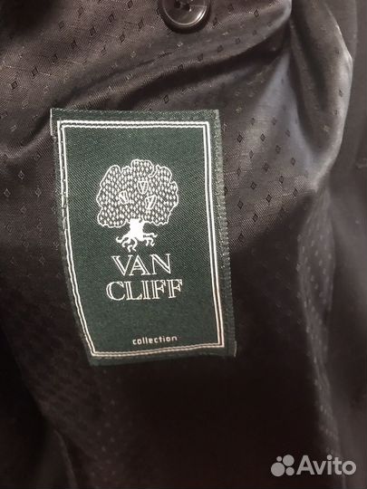 Костюм мужской