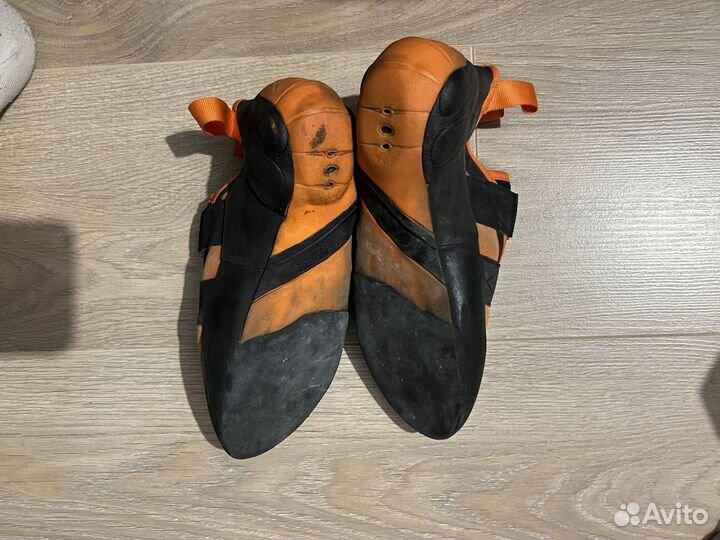 Скальные туфли 37,5