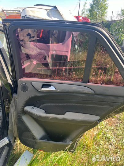 Mercedes-Benz ML 2012 года в разборе