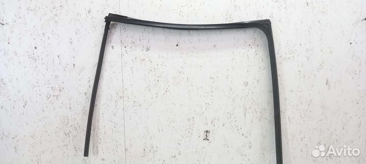 Направляющая заднего левого стекла Mazda 6GJ