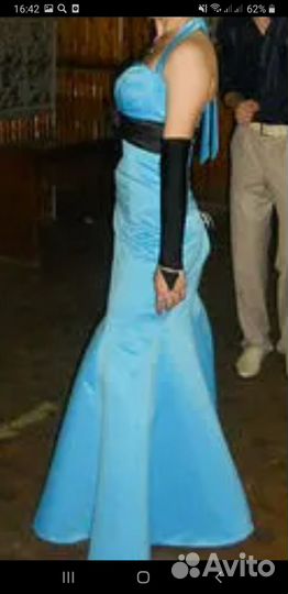 Платье на выпускной вечернее