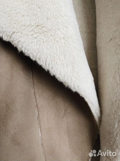 Жилетка женская Bershka