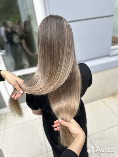 Колорист Парикмахер Окрашивание волос