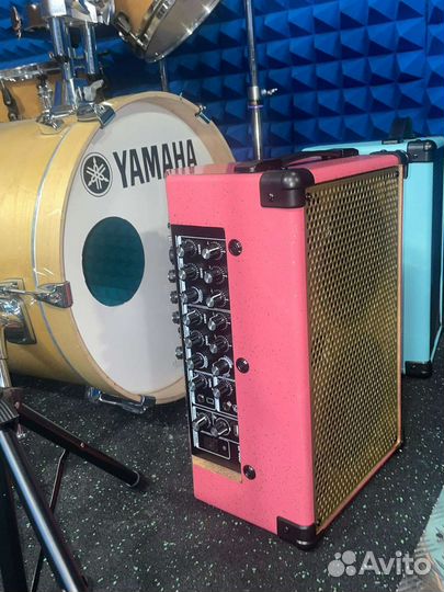 Усилитель для уличных музыкантов Pink and Gold 80