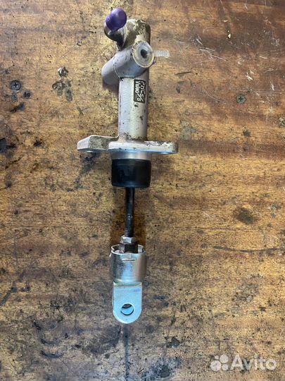 Главный цилиндр сцепления lacetti