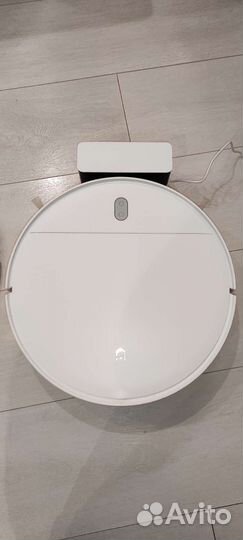 Робот пылесос xiaomi Mi Robot vacuum mop essential