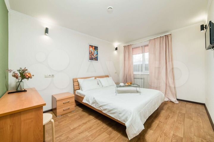 Комната 18 м² в 5-к., 1/9 эт.