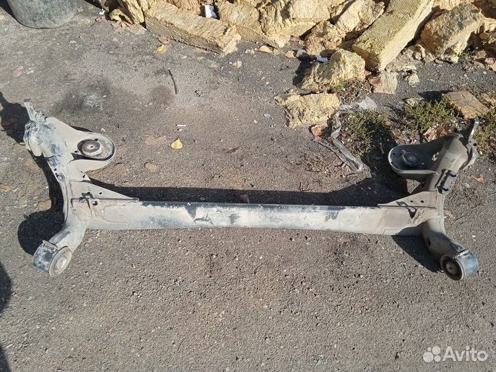 Балка задняя hyundai Solaris