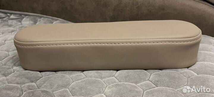 Валик, подушка, подставка для маникюра