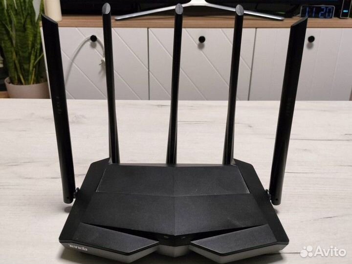 Роутер Tenda ac11