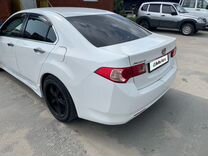 Honda Accord 2.0 MT, 2012, 242 000 км, с пробегом, цена 1 200 000 руб.