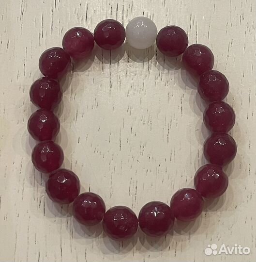 Браслет новый, натуральные камни